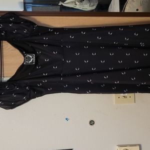 Waist size 18  stretchy breast size 19 shoulder size 17 length 37